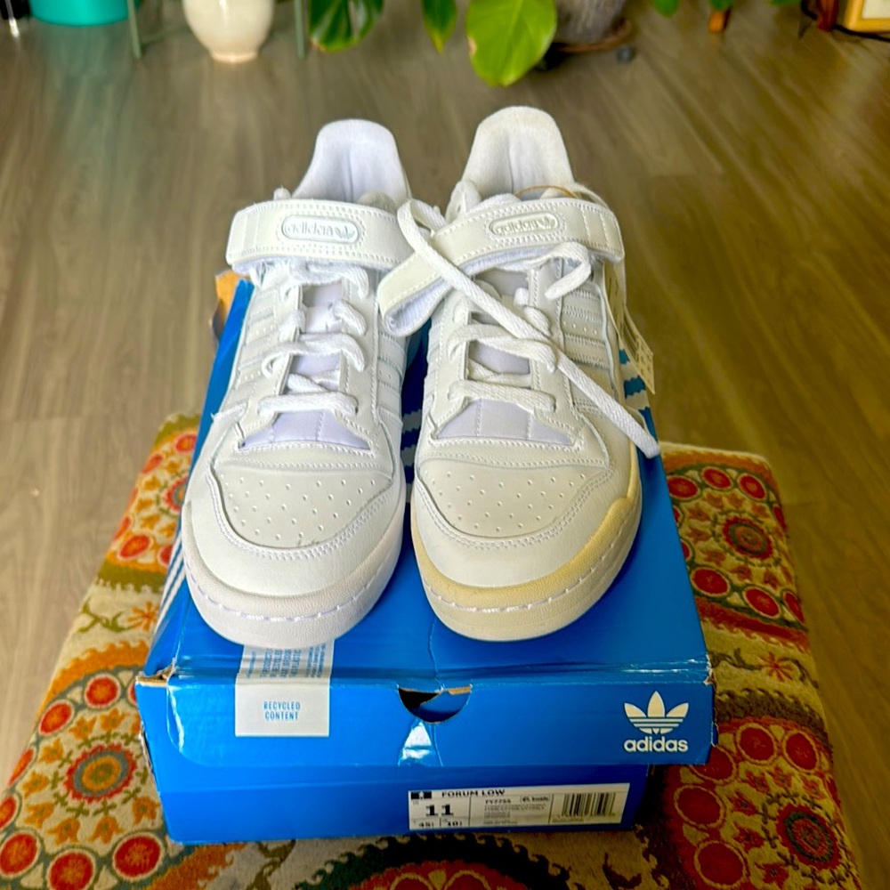 Lifestyle sneakers